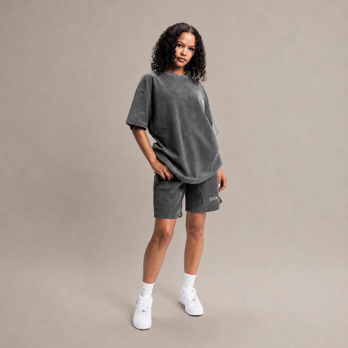 SIGNATURE PIECES